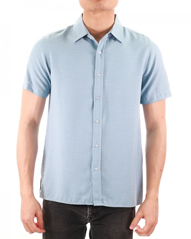 WESLEY COLLARED SHORT SLEEVE SHIRT IN LIGHT BLUE